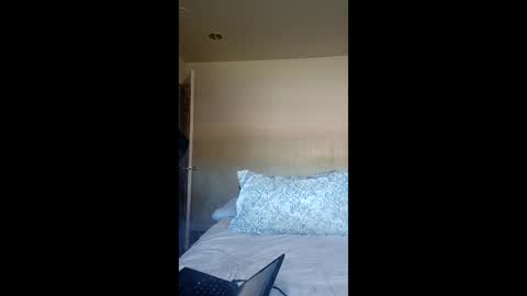 holly_dolly_xxx online show from April 2, 7:22 pm