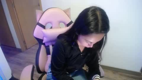 Holly online show from October 17, 9:51 pm