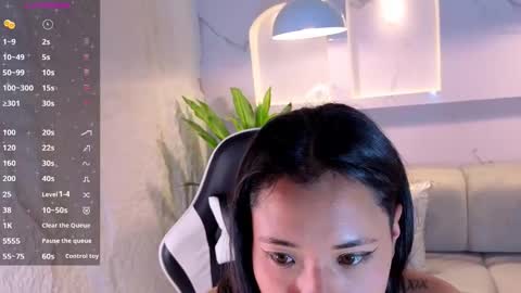 Snapshot of hollypeytoon chatting on September 15, 8:49 pm Holly  online show from September 15, 8:49 pm