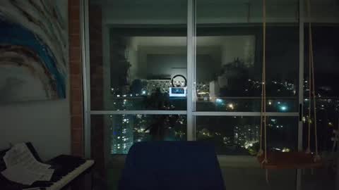 hollyshit_ online show from November 17, 1:17 am