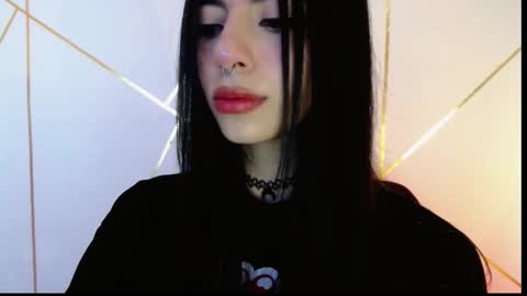 Snapshot of hollyxx_ chatting on February 24, 4:47 pm holly online show from February 24, 4:47 pm