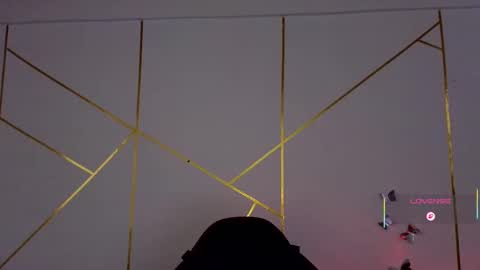 Snapshot of hollyxx_ chatting on September 13, 8:17 pm holly online show from September 13, 8:17 pm