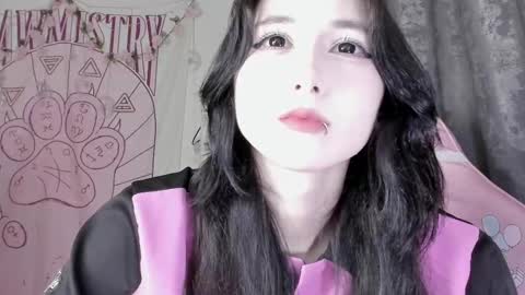 Snapshot of holy420loly chatting on September 24, 3:55 pm Ho Lee Sheet online show from September 24, 3:55 pm
