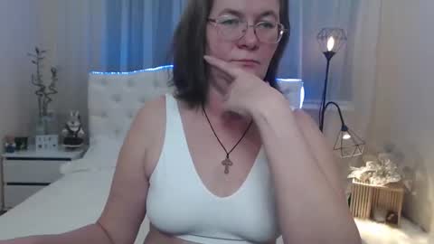 holymilfa online show from January 31, 5:53 pm