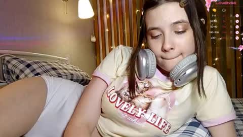 May online show from December 15, 8:14 pm