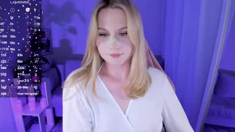 Tammy online show from May 19, 10:39 pm