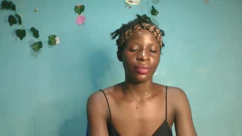 Queen online show from April 18, 8:20 pm