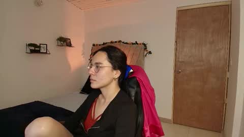   online show from September 17, 4:27 pm