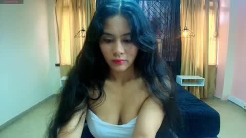 Honey Love online show from September 17, 2:37 pm