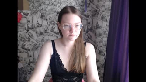 Lina online show from September 15, 9:28 am