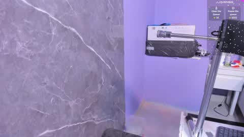 honey_sofii_ online show from May 21, 11:52 am