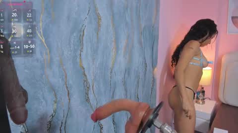 honey_sofii_ online show from January 11, 12:21 pm