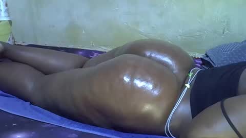 honey_sunshiny online show from May 22, 7:50 am