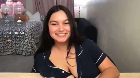 Tia online show from October 21, 4:16 am