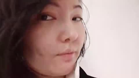 honey_yuzu online show from April 21, 6:31 am