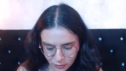 Emily online show from December 19, 7:17 pm