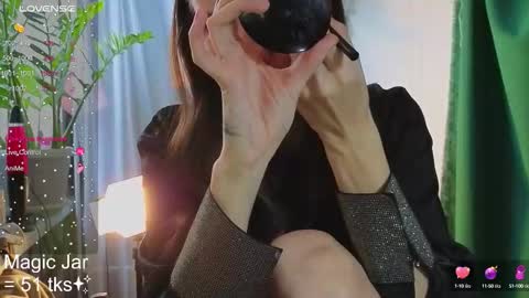 Molly  online show from October 13, 6:16 am