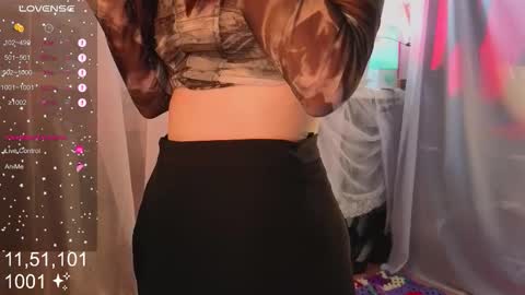 Molly  online show from November 7, 6:52 am