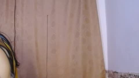 honeypussy3021 online show from May 22, 11:30 am