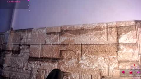 honeypussy3021 online show from February 16, 9:09 am