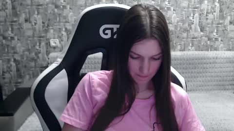 Nancy online show from January 10, 3:06 pm