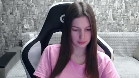 Nancy online show from December 23, 5:54 pm