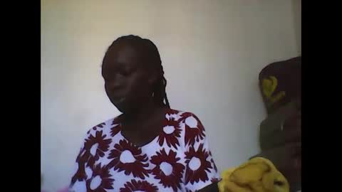 Yvy online show from October 12, 1:24 pm