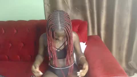 Snapshot of hornybella4 chatting on February 24, 2:06 am Bella online show from February 24, 2:06 am