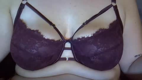 hornygall123 online show from November 25, 10:43 pm