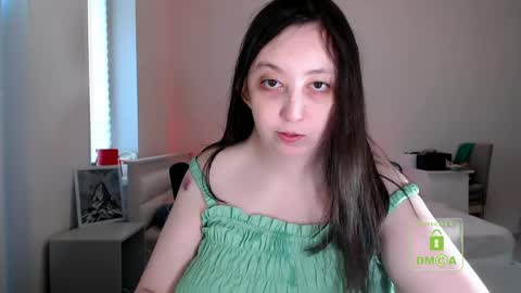 Lila online show from May 1, 5:05 pm