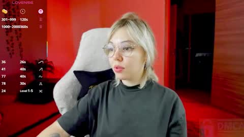   online show from October 21, 10:30 am