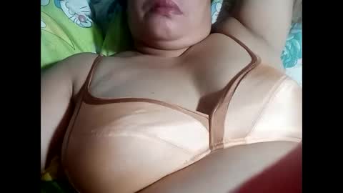 hot_boobs21 online show from January 21, 9:15 pm
