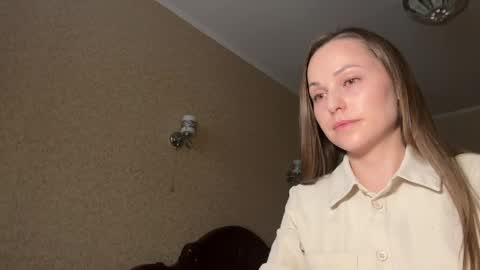 hot_chance_ online show from April 8, 1:13 pm