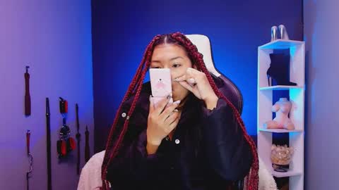 hot chocolate 4u online show from November 26, 11:55 am