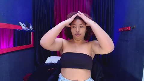 hot chocolate 4u online show from December 7, 12:13 pm