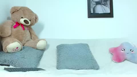 angie online show from May 18, 4:07 am