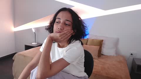 Alana online show from December 13, 9:41 pm