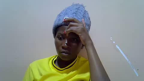 Snapshot of hot_lonnah chatting on September 28, 1:27 pm LONNAH online show from September 28, 1:27 pm