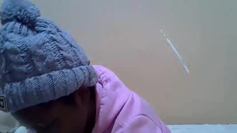 Snapshot of hot_lonnah chatting on September 22, 8:24 am LONNAH online show from September 22, 8:24 am