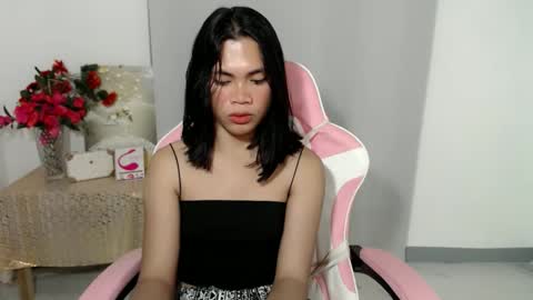 hot_pauline online show from May 21, 10:02 am