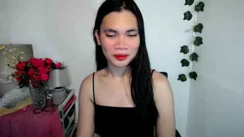 hot_pauline online show from March 24, 4:40 am