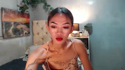 hot_petit69 online show from March 13, 2:07 pm