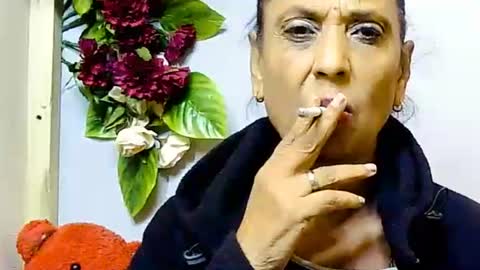 hot queen online show from June 8, 5:52 am