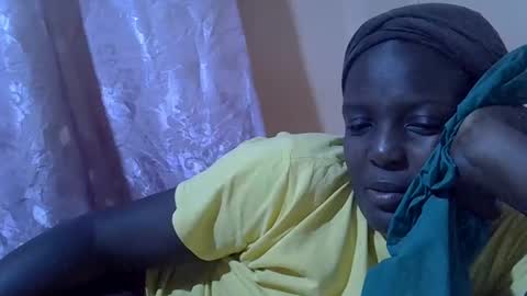 RAYLAH online show from January 31, 7:34 pm