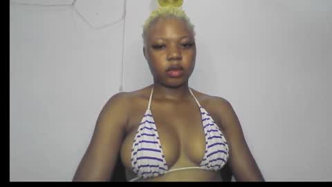 Snapshot of hot_stellaa chatting on September 20, 9:40 am Stella online show from September 20, 9:40 am