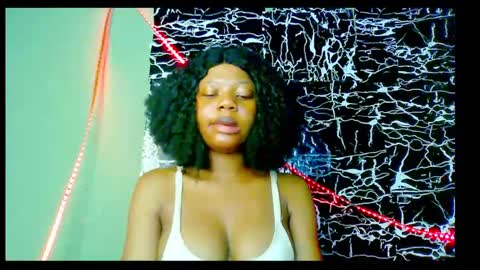 Snapshot of hot_stellaa chatting on January 18, 7:38 am Stella online show from January 18, 7:38 am