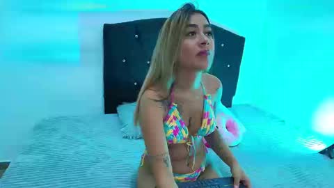 hot_valeryx online show from September 11, 1:17 am