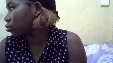 hotagrace online show from March 14, 12:28 pm