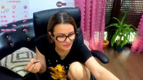 Lisa online show from May 24, 7:07 am