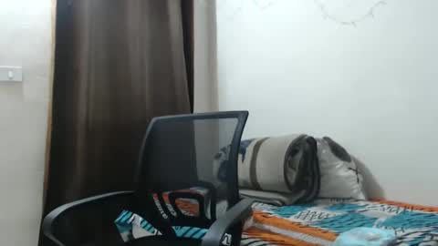 Hot and PowerHOPE U MISS ME online show from December 7, 12:08 am